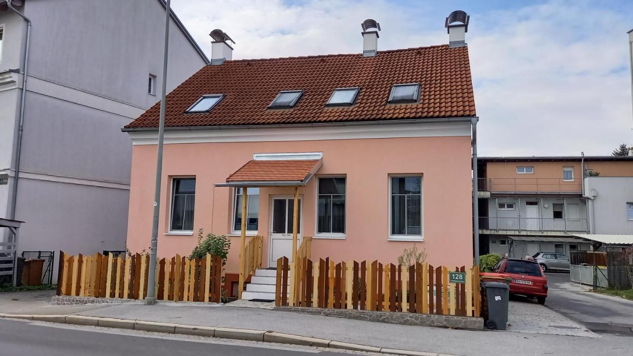 Ferienwohnung Christa Грац Экстерьер фото